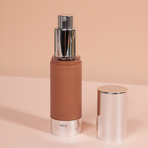Los fabricantes personalizado naturalmente iluminar líquido mate Etiqueta Privada de <span class=keywords><strong>base</strong></span> de maquillaje para las mujeres negras - Product Image 1