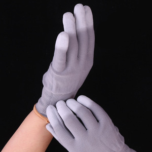 Gants de travail gris antidérapants avec revêtement PU pour usine d'électronique, usage général, 13 points de couture, texture lisse, sans latex - Product Image 2