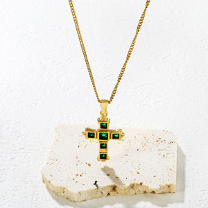 Collar con Colgante de Mariposa, Estrella, Luna, Corazón y Lazo Chapado en Oro con Circonita y Perla Simple, Joyería para Mujer para Regalo - Product Image 3