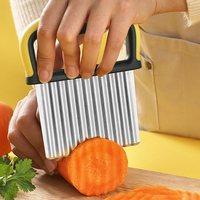 Couteau à découper les légumes ondulés, coupe-frites ondulées et coupe-légumes pour légumes, trancheuse à carottes en acier inoxydable