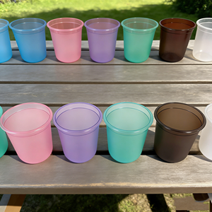 แก้วพลาสติก PP สีดำแบบใช้แล้วทิ้ง รุ่น Eco New Custom Frost Flex ขนาด 10oz 12oz 16oz พร้อมโลโก้สั่งทำ สำหรับแคมป์ปิ้ง เดินป่า และงานเทศกาลดนตรี - Product Image 1