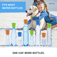 Accessoires pour animaux de compagnie en gros : Douche extérieure en silicone pour chiens et chats, tête de douche créative à fixer sur bouteille, compatible avec la plupart des bouteilles d'eau en plastique