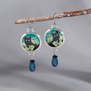 Orecchini pendenti vintage a forma di gatto per donna, orecchini geometrici ovali, gioielli alla moda per uso quotidiano, vendita all'ingrosso - Product Image 1