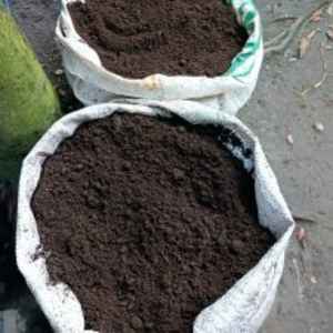 Engrais organique à base de compost d'vers de terre pour l'agriculture, l'horticulture, la culture maraîchère, la culture des fruits, les plantes de jardin, vente en gros - Product Image 5