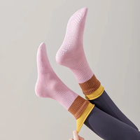 Échantillon gratuit bas quantité minimale de commande Pilates Yoga chaussettes femmes respirant Ballet Pilates chaussettes Fitness antidérapant Grip Yoga chaussettes