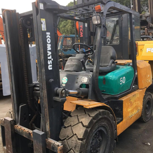 Chariot élévateur d'occasion KOMATSU FD50 pour travaux de terrassement - Offre Spéciale - Product Image 1