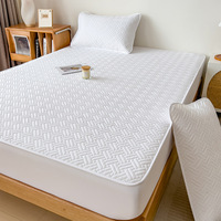 Drap-housse épais matelassé à motif entrelacé en polyester de couleur unie imperméable housse de matelas de protection pour la maison