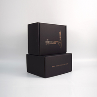 Boîte d'expédition personnalisée haut de gamme noire, étanche, gaufrée, recyclable et écologique, avec fermeture magnétique, revêtement UV éponge, portable