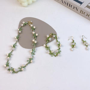 Conjunto de Joyería de Perlas de Agua Dulce con Diseño de Orquídea Blanca y Hoja de Lirio, Collar, Pulsera y Aretes, Gran Venta 2026 - Product Image 4