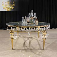 Ensemble de table et chaises rondes en verre trempé suspendues avec structure en acier inoxydable moderne et luxueuse, écologique et durable