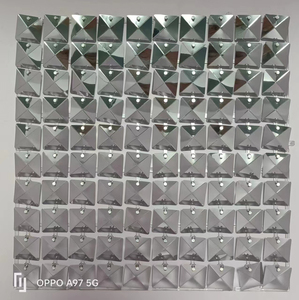 QSLH-T245 Quadratische Gold-Silber Schimmernde Wand-Paillettenpaneele als Hintergrund-Dekoration für Hochzeiten und Geburtstagsfeiern - Product Image 1