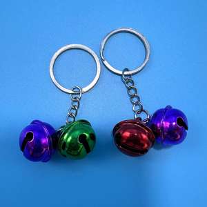 Campanas y Colgantes Metálicos Coloridos, Llaveros de Campana de Aleación de Zinc, Suministro para Tiendas de un Dólar - Product Image 1