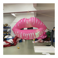 Modèle de ballon gonflable suspendu, bouche de lèvre d'éclairage pour décoration de plafond