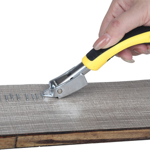 Pistolet à clous manuel 3-en-1 en acier inoxydable pour portes, outil de menuiserie pour réparation domestique DIY - Product Image 4