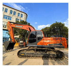 DX300LC-9C original Doosan d'occasion en bon état pelle hydraulique sur chenilles stockage dans la cour de Shanghai - Product Image 1