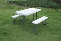 Banc pliant portatif de 4 pieds en plastique de HDPE de vente chaude pour des événements d'intérieur extérieurs de partie