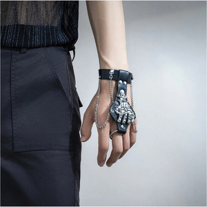 Bracelet squelette noir en alliage de zinc, style punk gothique, bijoux de fête pour hommes, accessoire chaîne - Product Image 3