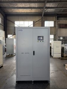 Régulateur de tension automatique (AVR) triphasé 500 kVA, entraîné par moteur, 220 V/380 V/400 V CA, 50 Hz - Product Image 4
