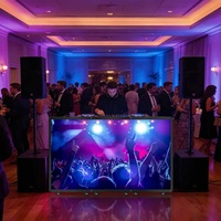 Cabina de DJ con Pantalla LED a Todo Color, Cabina de DJ Curva con Pantalla LED, Música Electrónica