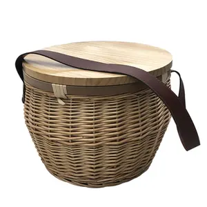 High Quality Round Handmade Basket with Zipper and Cooler inside Promotional Gift WCB001 Scotch Wicker Picnic Cooler Basket