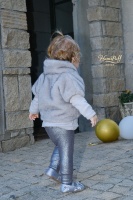 Baby-Weste mit V-Ausschnitt aus lockigem Kunstfell, Schleife vorne, ärmellos, locker, warm, Unisex, für Kleinkinder, Herbst und Winter, zum Schichten tragen