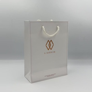 Bolsa de compras Premium con diseño personalizable dedicada a comprar con artesanía fina - Product Image 6