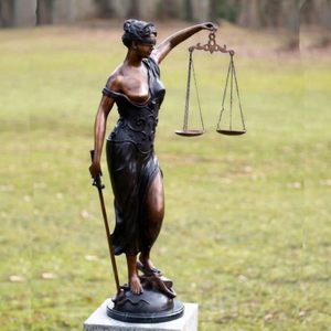 Estatua de la Diosa de la Justicia de Bronce Dorado de Tamaño Real para Exteriores, Decoración Temática Legal para Plazas de Justicia, Edificios Gubernamentales - Product Image 5
