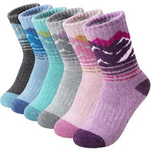 Chaussettes de sport épaisses pour hommes Super Elite, personnalisées, absorbant la transpiration, séchage rapide, respirantes, tricotées, antidérapantes, motif dessin animé Birlag - Product Image 3