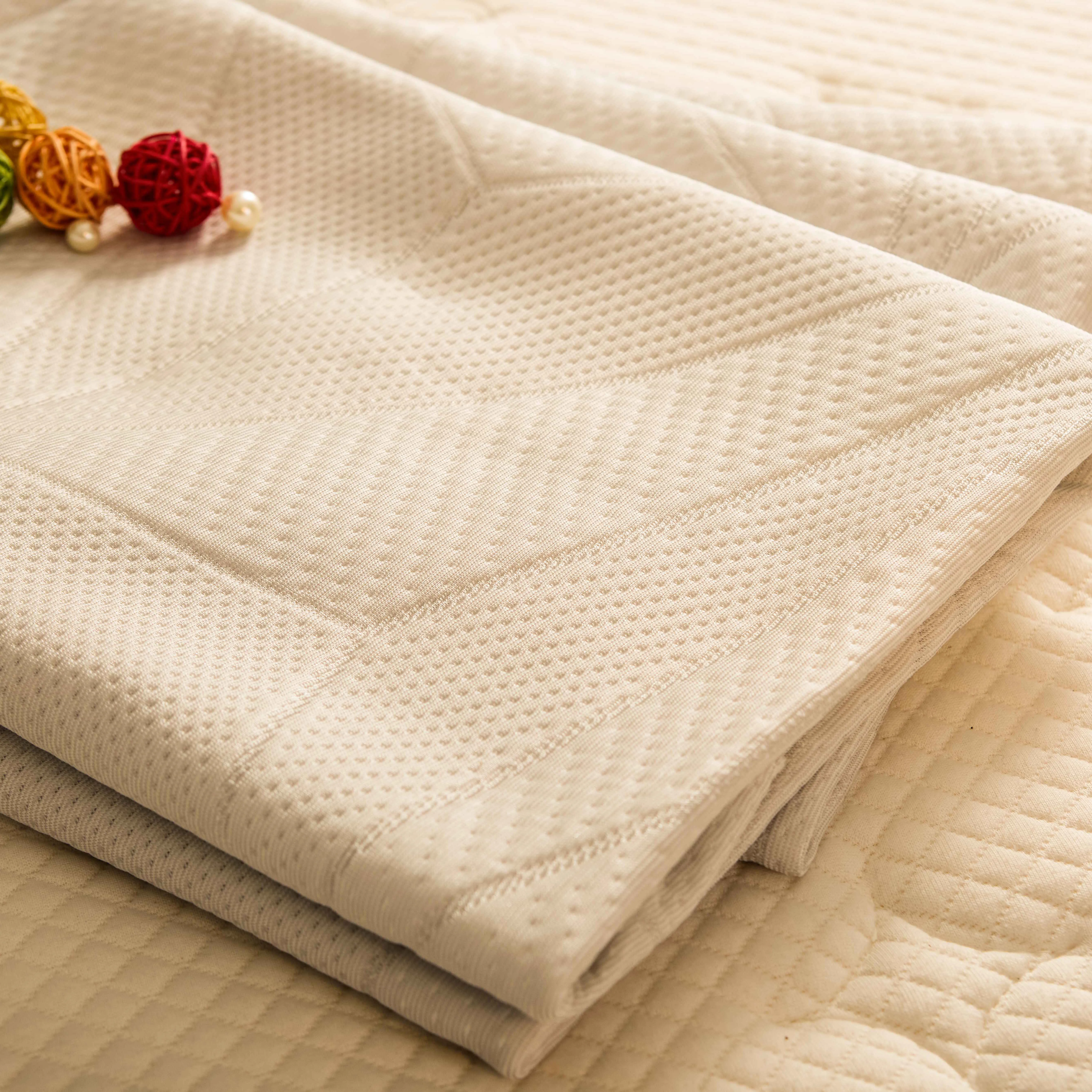 100% White Jacquard Cotton Knitted Polyester Mattress Fabric For Mattress Cover