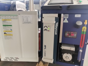 Soudeuse <span class=keywords><strong>laser</strong></span> à fibre portative 3000W pour <span class=keywords><strong>atelier</strong></span> de machines lourdes, équipement <span class=keywords><strong>laser</strong></span> - Product Image 3