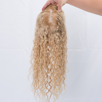 Topper de cheveux humains Shadow Root Honey Ash Blonde, boucles de 12 mm, ondulations, mèches blondes multi-tones, clips, mono-topper 5x6,5 pouces