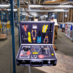 Kit de herramientas FTTH de fibra para el hogar completamente abastecido/tira de kit de 18 piezas de alta calidad, kit de herramientas de cable óptico cortado, pelado y limpio - Product Image 1