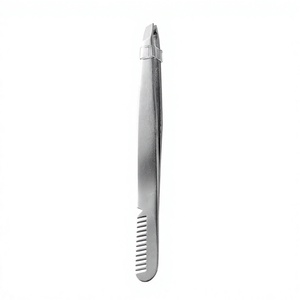 Pince à épiler de luxe DANTRIC IMPLANTS en acier inoxydable à pointe fine avec peigne, prise en main parfaite, conception durable pour une mise en forme précise - Product Image 4