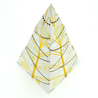 Hochwertige handgemachte Schokolade Geschenk box Hübsche Baumform Weihnachten Sweet Flower Boxes Benutzer definierte Candy Verpackung Pyramid Food Box