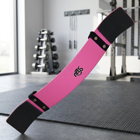 Support de bicep en néoprène avancé avec armature en acier pour curls. Attelle de coude ultime avec rembourrage en caoutchouc antidérapant pour renforcer les muscles.