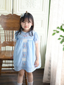 Maxi abito ricamato a mano per bambini a tinta unita in pizzo a manica corta bellissimi fiori per bambine ispirato allo stile spagnolo - Product Image 3