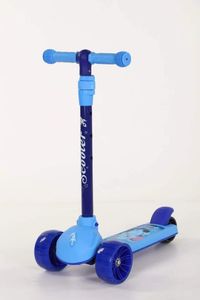 <span class=keywords><strong>Mi</strong></span> Gao Scooter à pédales clignotantes pliables pour enfants de 1 à 6 ans Cadeau du fabricant Conception de voiture Matériau plastique - Product Image 4