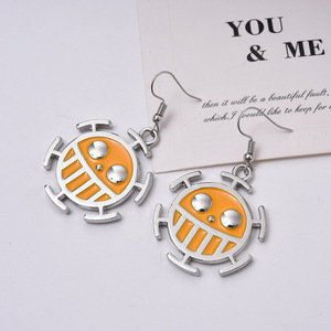 Vente en gros <span class=keywords><strong>de</strong></span> boucles d'oreilles pendantes pour personnage <span class=keywords><strong>de</strong></span> dessin animé <span class=keywords><strong>chapeau</strong></span> Zoro pendentif pour femmes breloques - Product Image 2