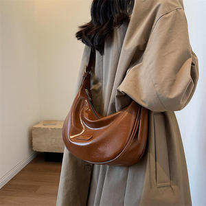 Bolsos de Moda Vintage 2026, Bolsos de Mano Ligeros con Diseño de Luna Creciente para Mujer - Product Image 1