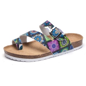 Infradito estivo a punta aperta da spiaggia di alta qualità alla moda <span class=keywords><strong>sandali</strong></span> Casual da <span class=keywords><strong>donna</strong></span> con fibbia con stampa superiore per ragazze pantofole piatte - Product Image 3