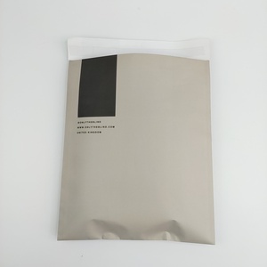 Sacs d'expédition en papier kraft avec logo personnalisé, sacs de courrier, sacs d'emballage pour vêtements, enveloppe d'expédition en papier rigide - Product Image 2