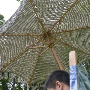 Vente en gros Parapluie de plage en macramé Poteau en bois portable personnalisé de haute qualité avec glands - Product Image 1