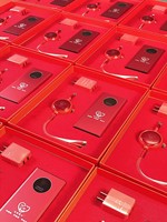Power Bank dengan Indikator Layar, Charger Mobil iPhone 13, Kabel USB, Set Hadiah Hari Ibu