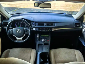 Voitures hybrides d'occasion 2017 Lexus CT CT200h Édition Elite Traction avant Volant à gauche 5 places Hayon Véhicules Lexus d'occasion Exportation en gros - Product Image 3