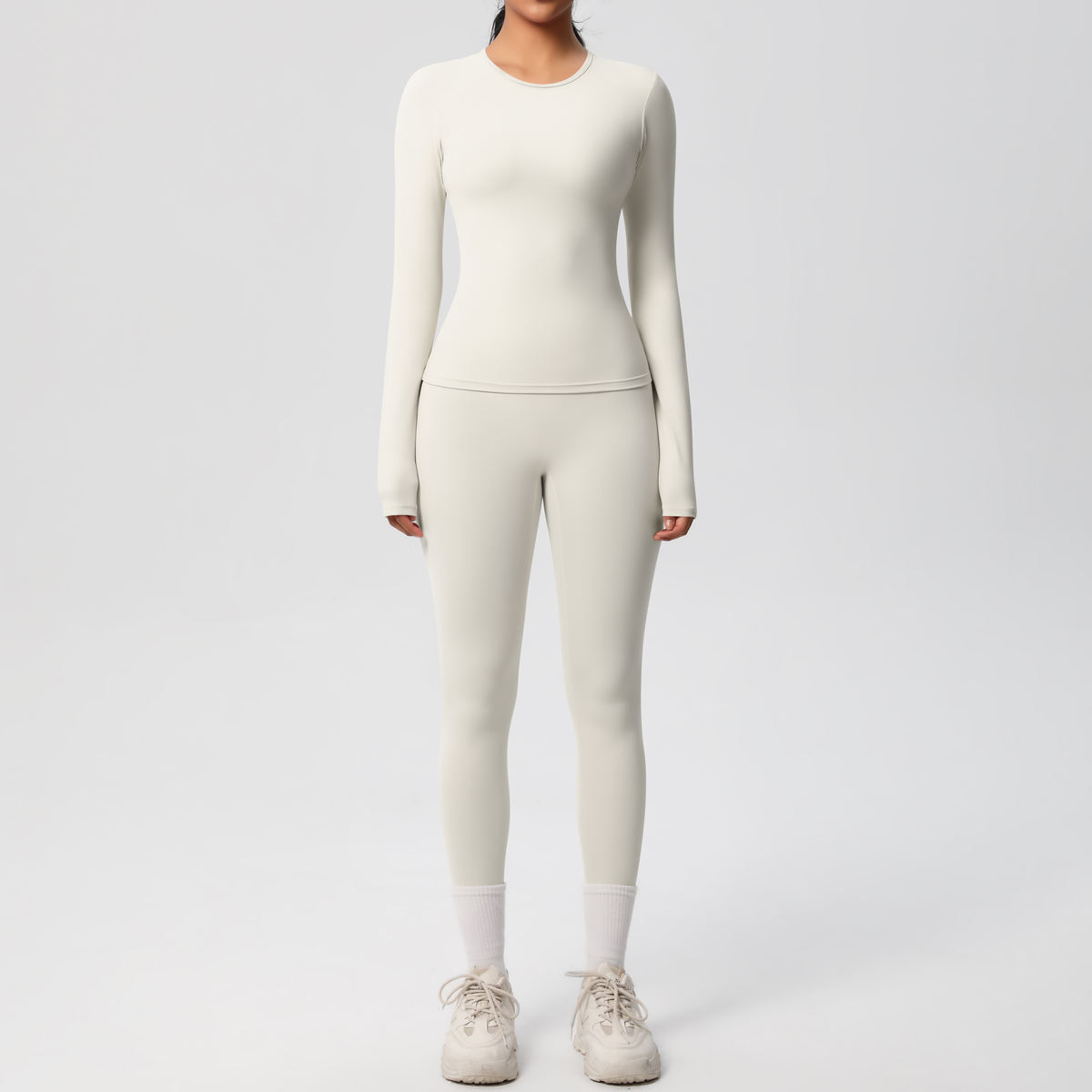 สีงาช้างอ่อน