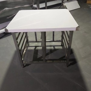 Mesa de trabajo de cocina comercial con soporte para horno combinado de acero inoxidable para bandeja de sartén 1/1 GN y uso en Hotel incluye plato de frotamiento - Product Image 2