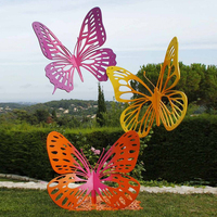 Décoration extérieure de prairie de jardin personnalisée grande taille en acier inoxydable métal aile de papillon sculpture de banc