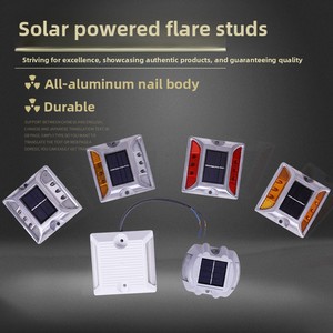 Borneaux de signalisation routière réfléchissants en aluminium moulé, alimentés par énergie solaire, avec éclairage de pavé surélevé, modèle Tyndd-001, protection IP05, pour la nuit - Product Image 1