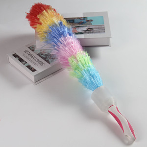 Plumeau coloré à neuf sections avec manche en caoutchouc souple, outil de nettoyage pour éliminer la poussière - Product Image 2
