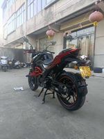 Moto Urbaine Haojue DR150 Design Élégant Moteur 150cc Puissant Fiable Confortable pour Usage Quotidien Vitesse Maximale >100km/h